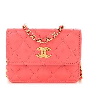 Chanel Shiny Lambskin Quilted Card #230858C19B